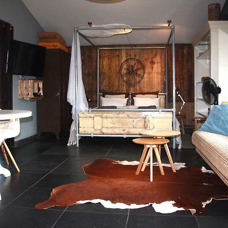Garden House, Private Studio Apartment With Wifi And Free Parking For 1 Car Weesp Exterior photo